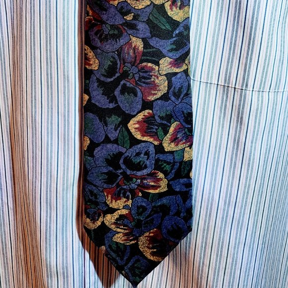 EUC BEAUTIFUL Floral Viaggio Tie - Picture 1 of 5